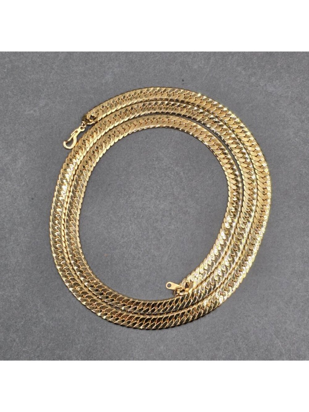 Vintage 14k Gold Plated Herringbone Chain Necklace 28" Heavy Cobra Mesh 6.3mm - Picture 7 of 9